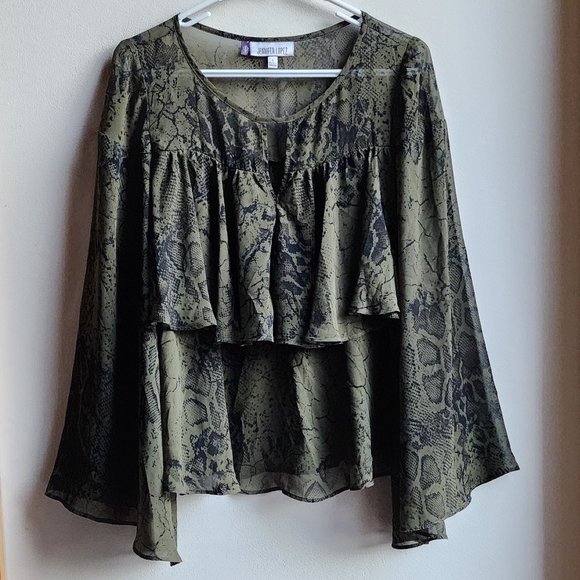 Jennifer Lopez Green/Black Reptile Print Ruffled Blouse Size Small - Picture 6 of 14